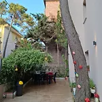 Chronos Golem, Casa de Férias