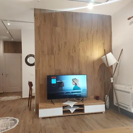 Chronos Golem, * Durrës