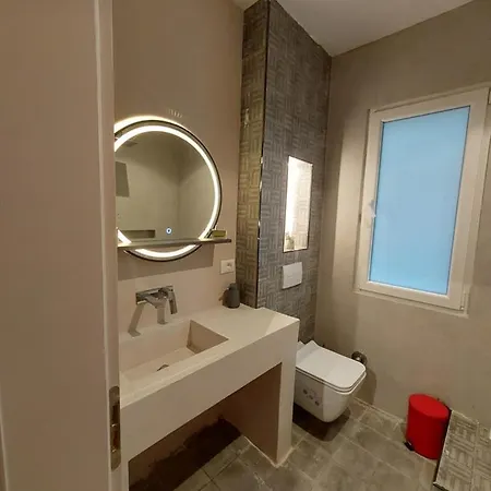 Chronos Golem, Durrës