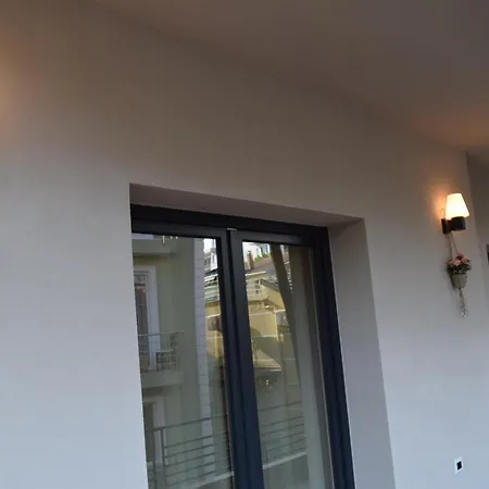 Chronos Golem, Durrës