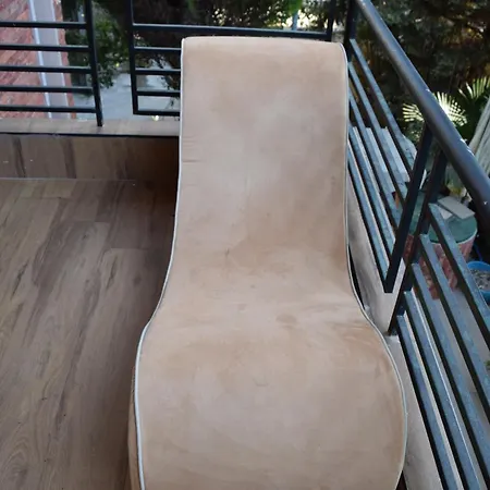 Chronos Golem, Casa vacanze *
