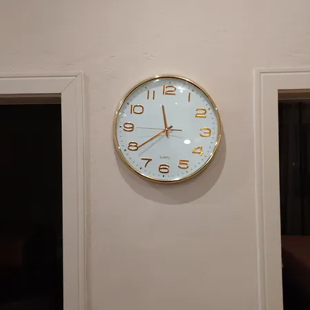 Chronos Golem, Casa vacanze
