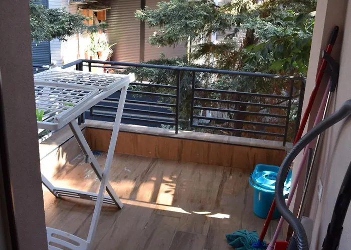 Chronos Golem, Ferienhaus *